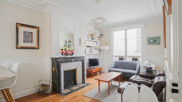 Picture of 2 bedroom apartment for sale.
