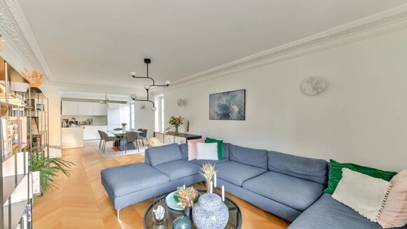 Picture of 2 bedroom apartment for sale.