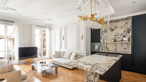 Picture of 3 bedroom apartment for sale.
