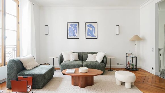 Picture of 1 bedroom apartment for sale.