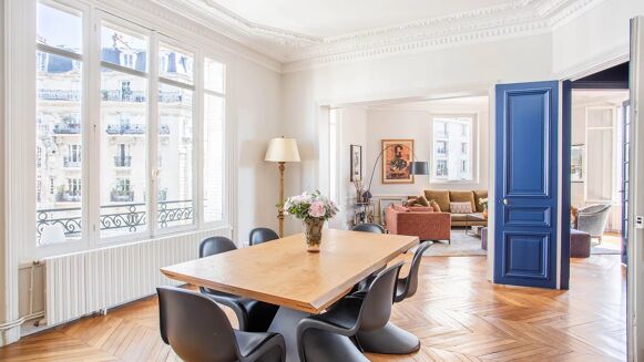 Picture of 3 bedroom apartment for sale.