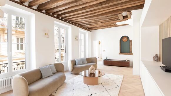 Picture of 3 bedroom apartment for sale.