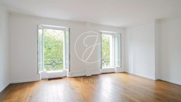 Picture of 2 bedroom apartment for sale.