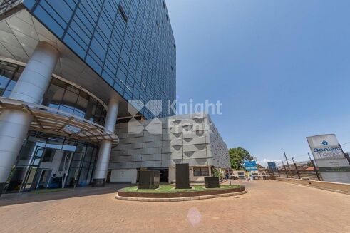Picture of 9,300 - 73,000 sqft Office for rent.