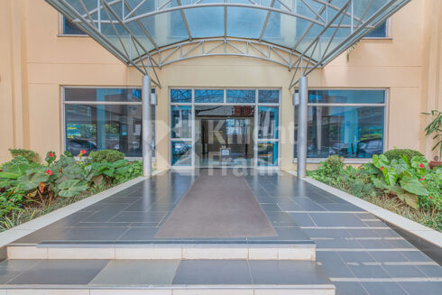 Picture of 1,250 - 15,500 sqft Office for rent.