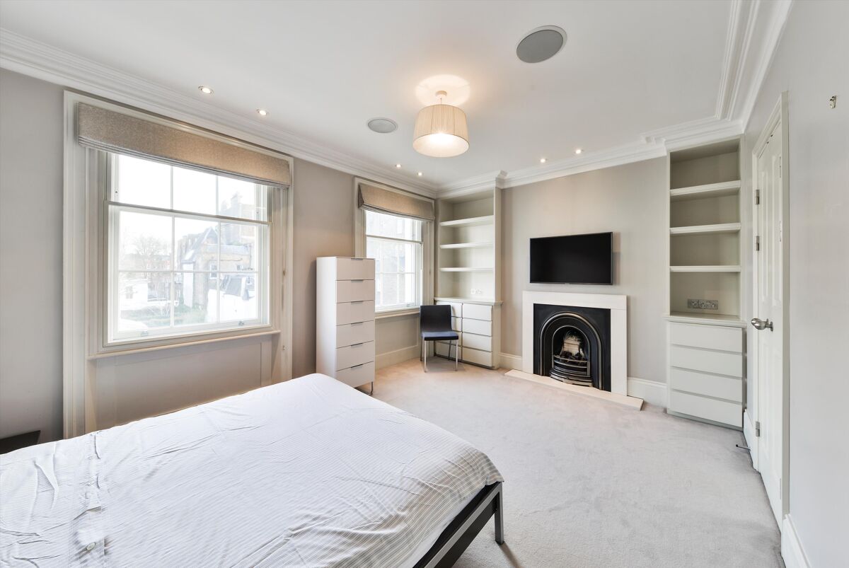 flat for sale in Kensington Church Street, London, W8 KEN012003860 Knight Frank