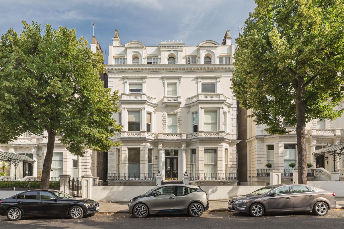 flat for sale in Holland Park, London, W11 - KEN012013830 | Knight Frank