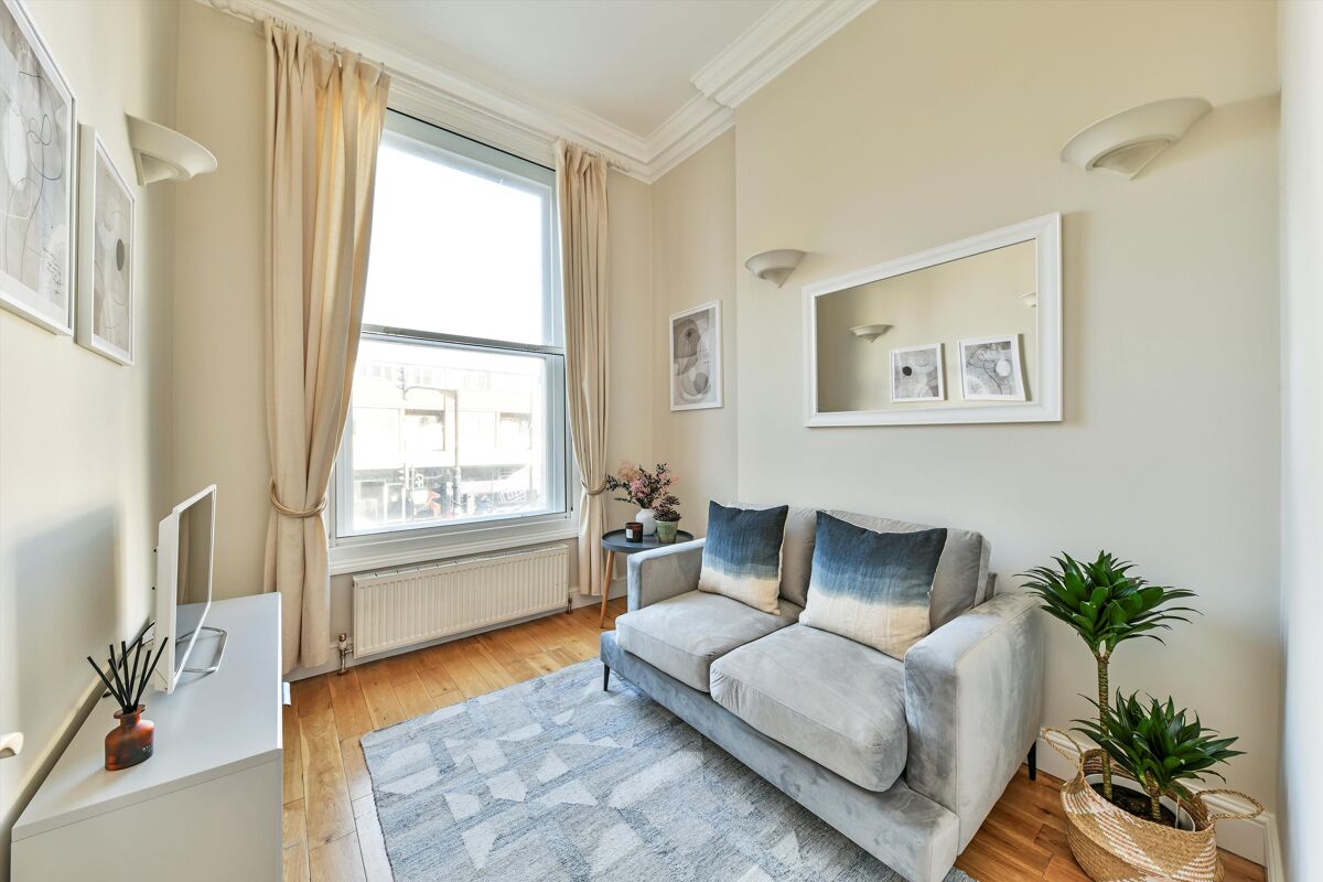 flat for sale in Notting Hill Gate, London, W11 KEN012040054 Knight
