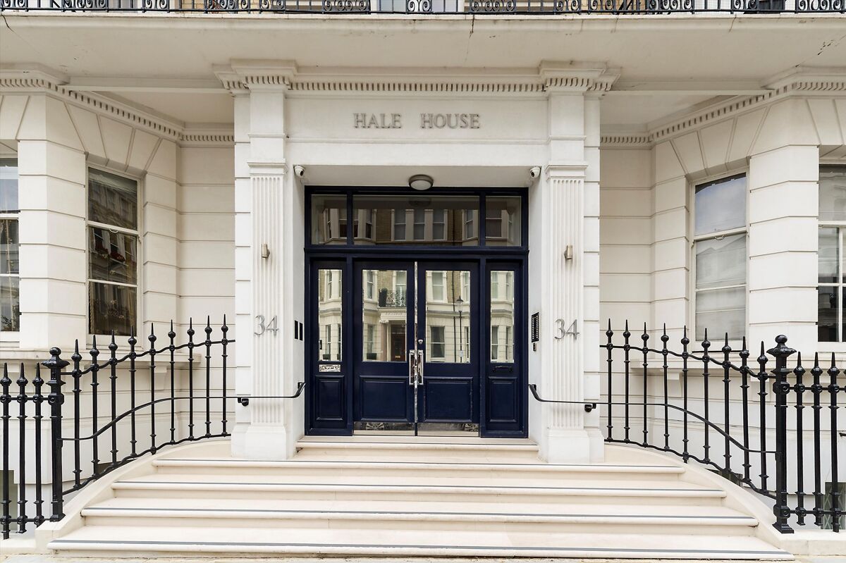 flat for sale in Hale House, De Vere Gardens, Kensington, London, W8 KEN012060105 Knight Frank