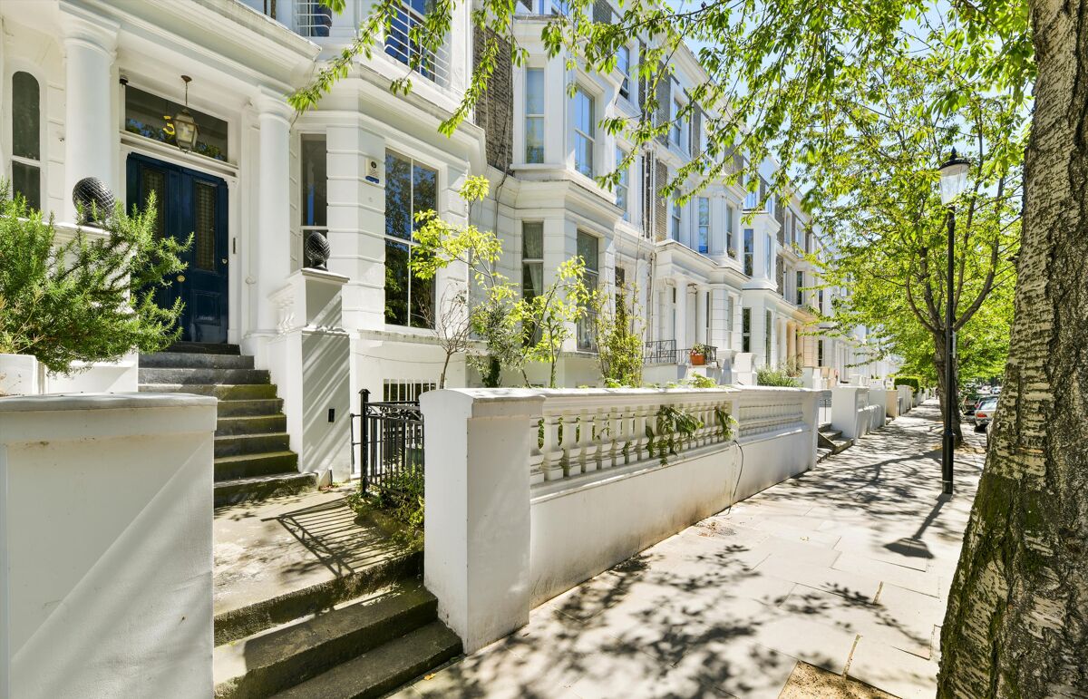 for sale in Russell Road, London, W14 KEN012060668