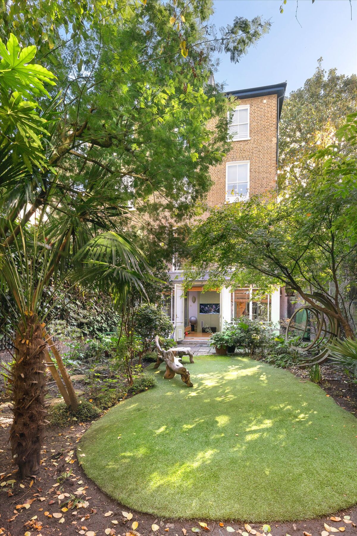 house for sale in Campden Hill Gardens, London, W8 KEN012068595