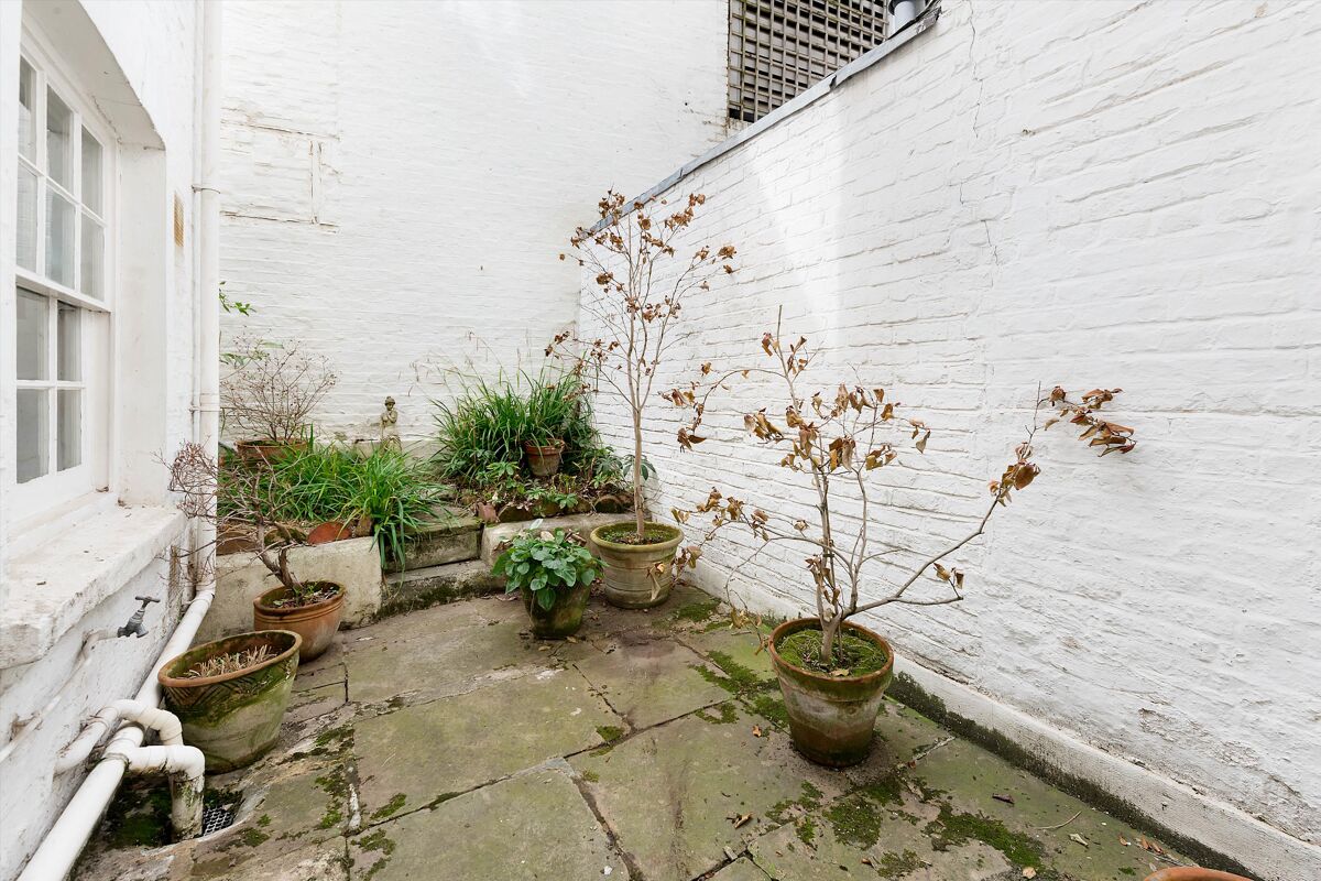 house for sale in Brunswick Gardens, London, W8 KEN012086054 Knight