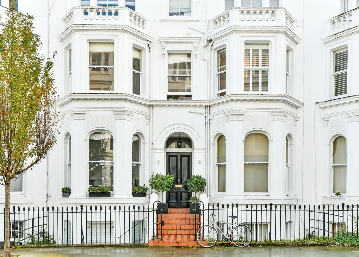 flat for sale in Strathmore Gardens, London, W8 KEN012087618 Knight