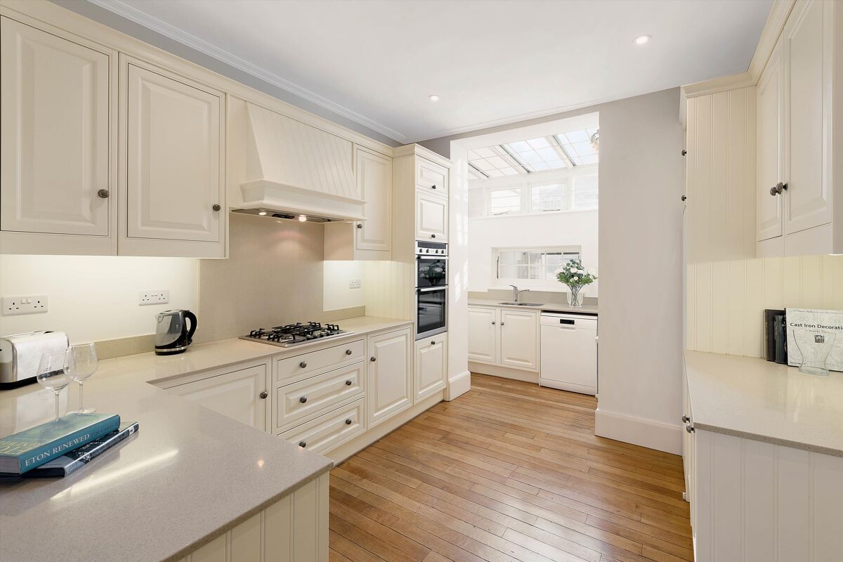 house for sale in Edwardes Square, London, W8 KEN012091401 Knight Frank