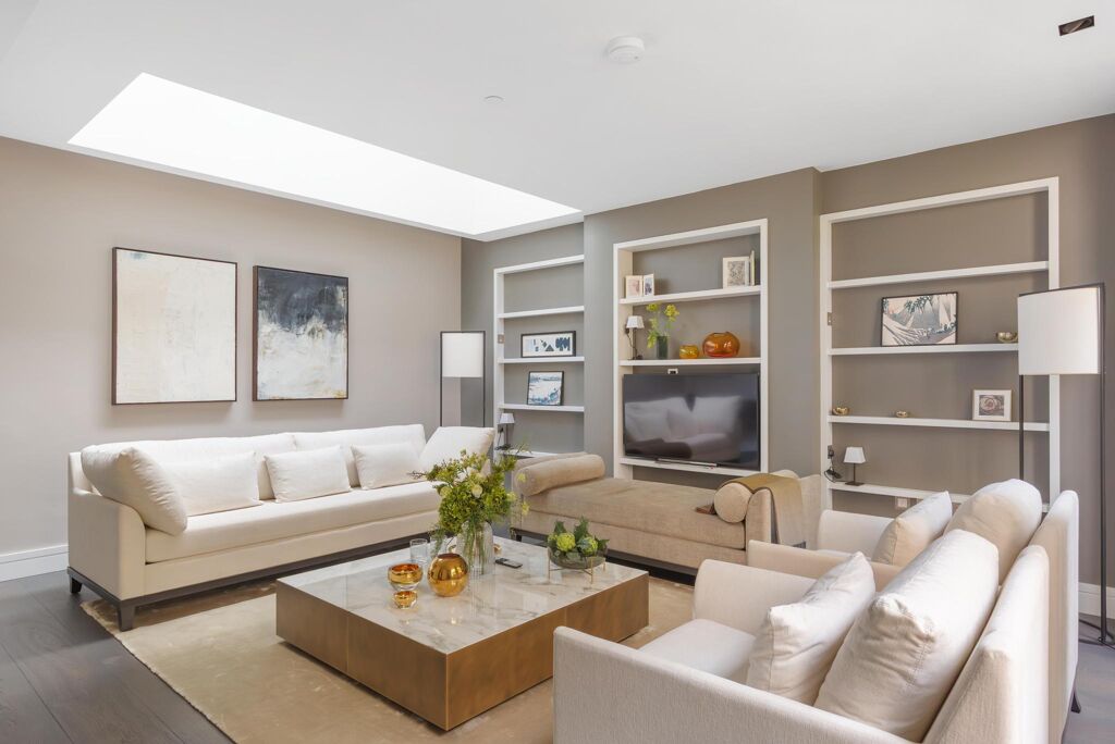 Image of Young Street, London, W8