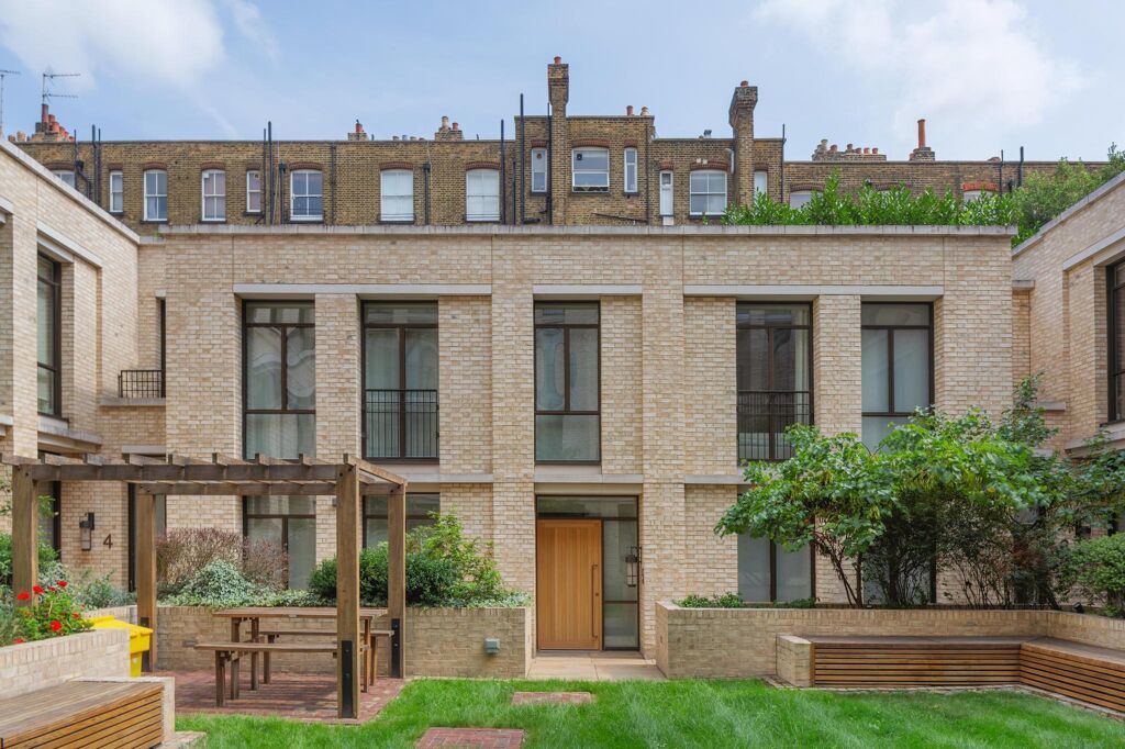 Image of Young Street, London, W8