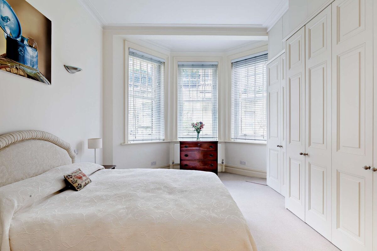flat for sale in Campden Hill Court, Campden Hill Road, London, W8