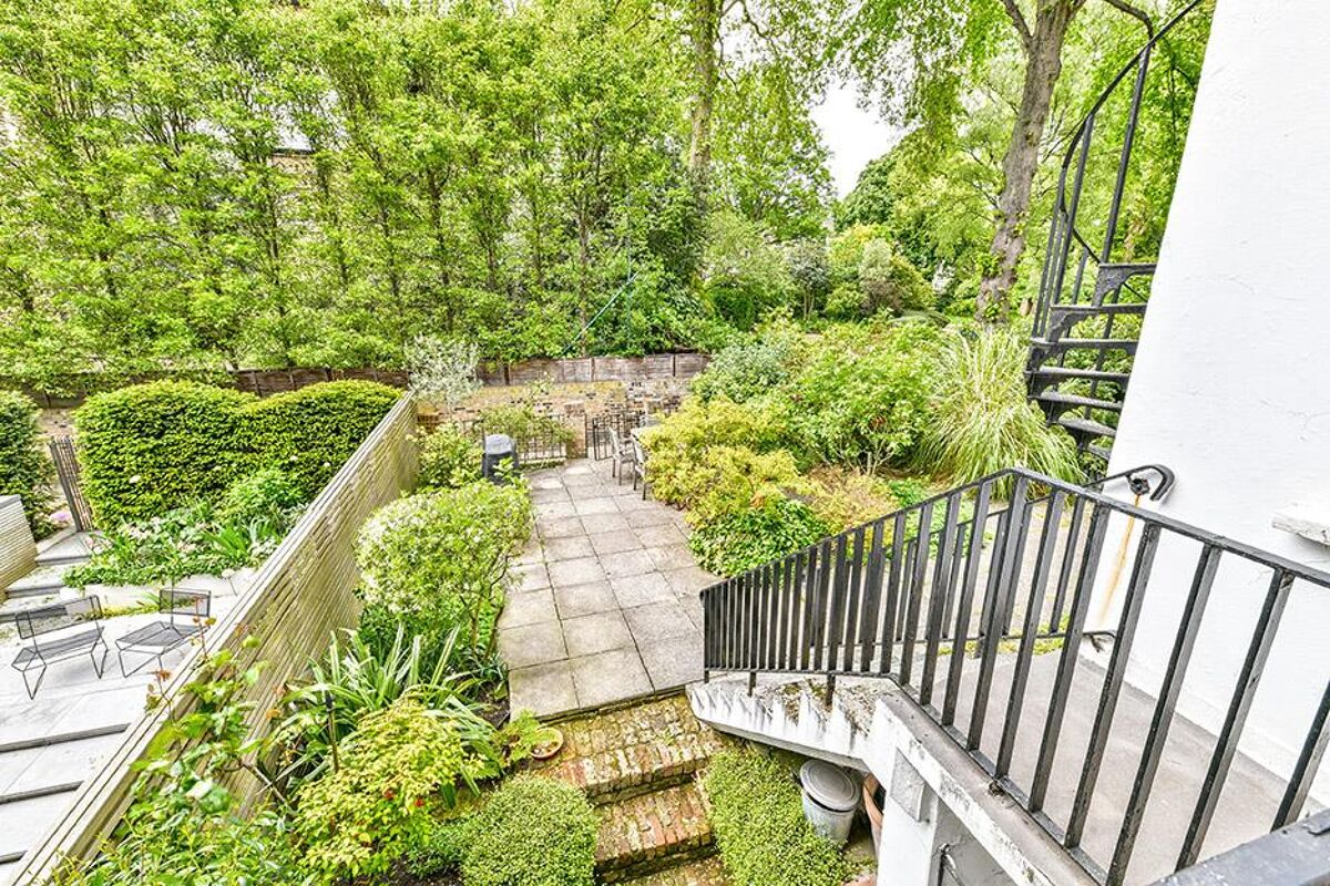 flat for sale in Lower Addison Gardens, London, W14 KEN012164156