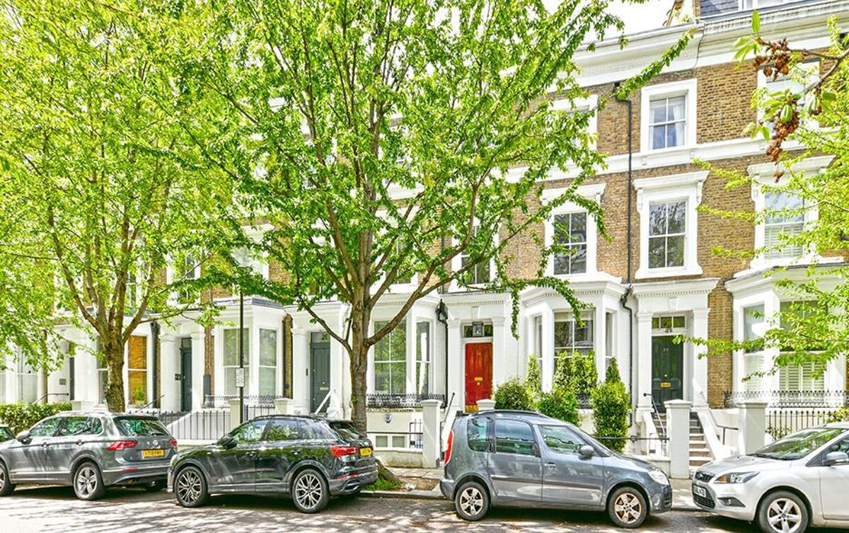 flat for sale in Lower Addison Gardens, London, W14 KEN012164156