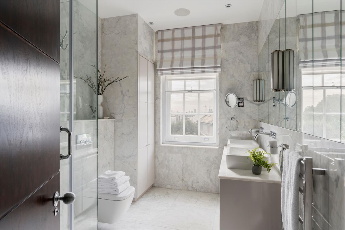 flat for sale in Campden Hill Gate, Duchess Of Bedford's Walk, London