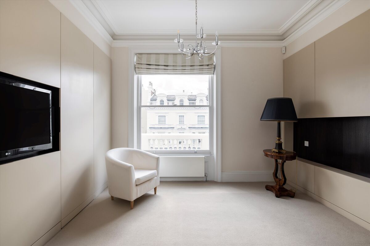 flat for sale in Holland Park, London, W11 KEN012285796 Knight Frank