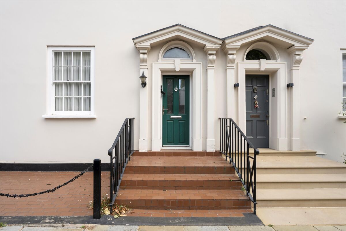 house for sale in Pembroke Gardens, London, W8 KEN012407445 Knight