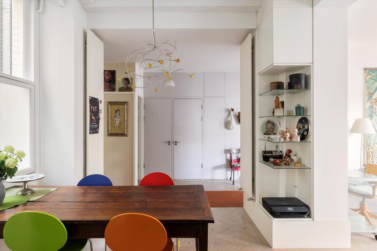 flat for sale in Falkland House, Marloes Road, London, W8