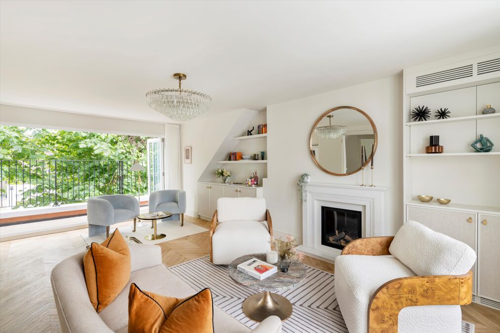 Image of Strathmore Gardens, London, W8