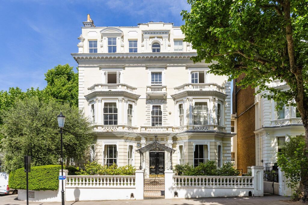 Image of Holland Park, London W11