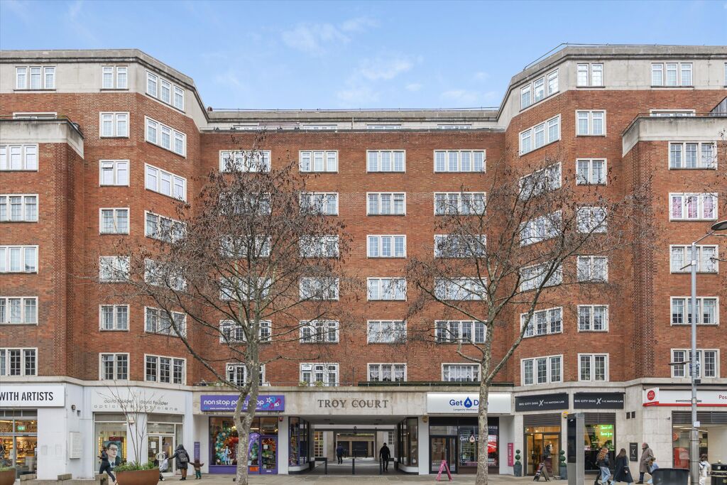 Image of Kensington High Street, London W8