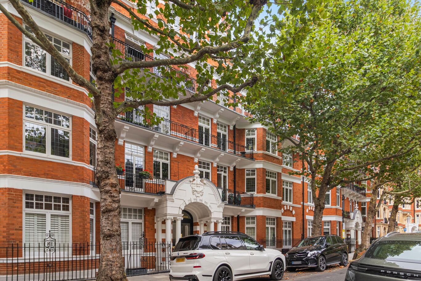 Image of Iverna Gardens, London W8