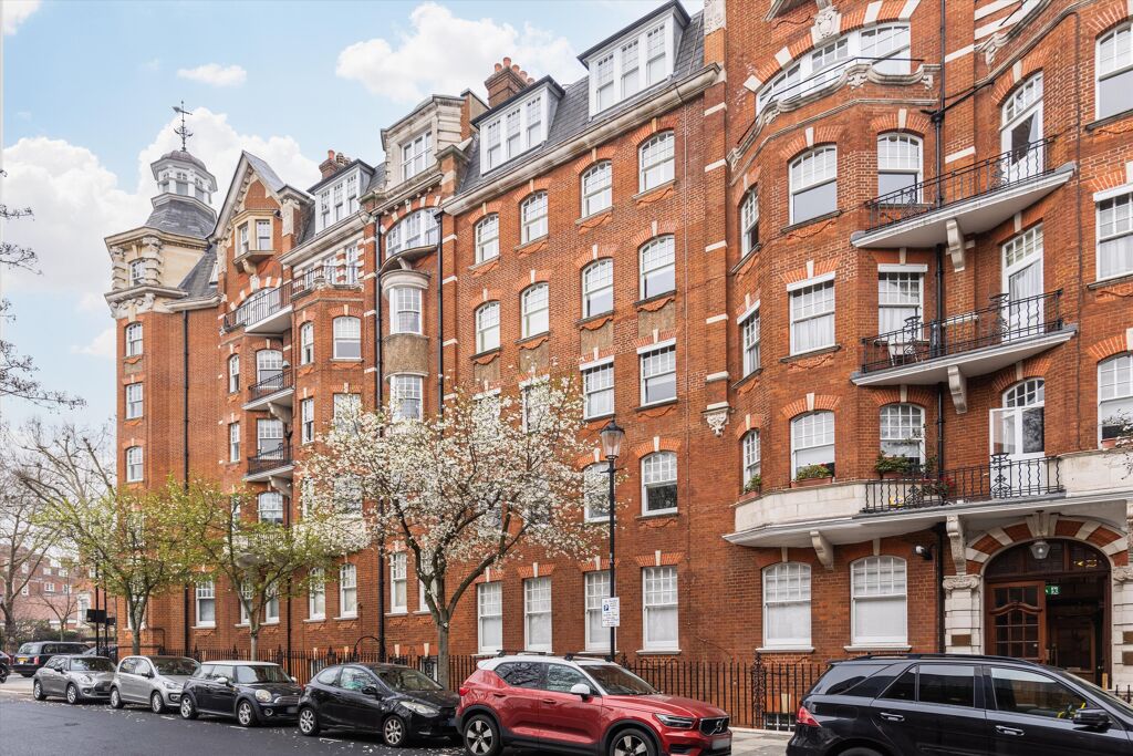 Image of Campden Hill Road, Kensington, W8
