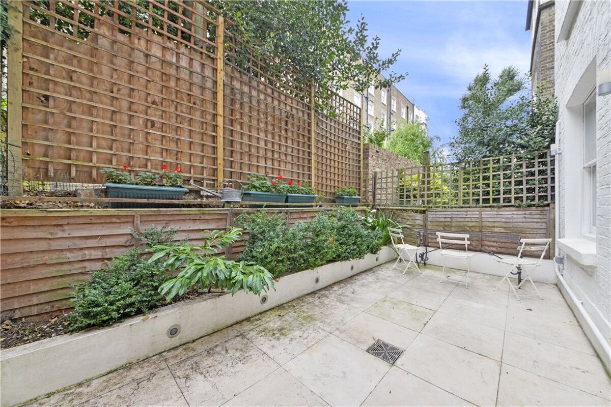 Property for sale Palace Gardens Terrace, London, W8 Knight Frank