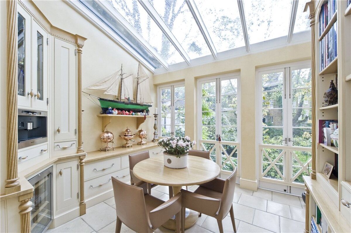 house for sale in Addison Crescent, Holland Park, London, W14