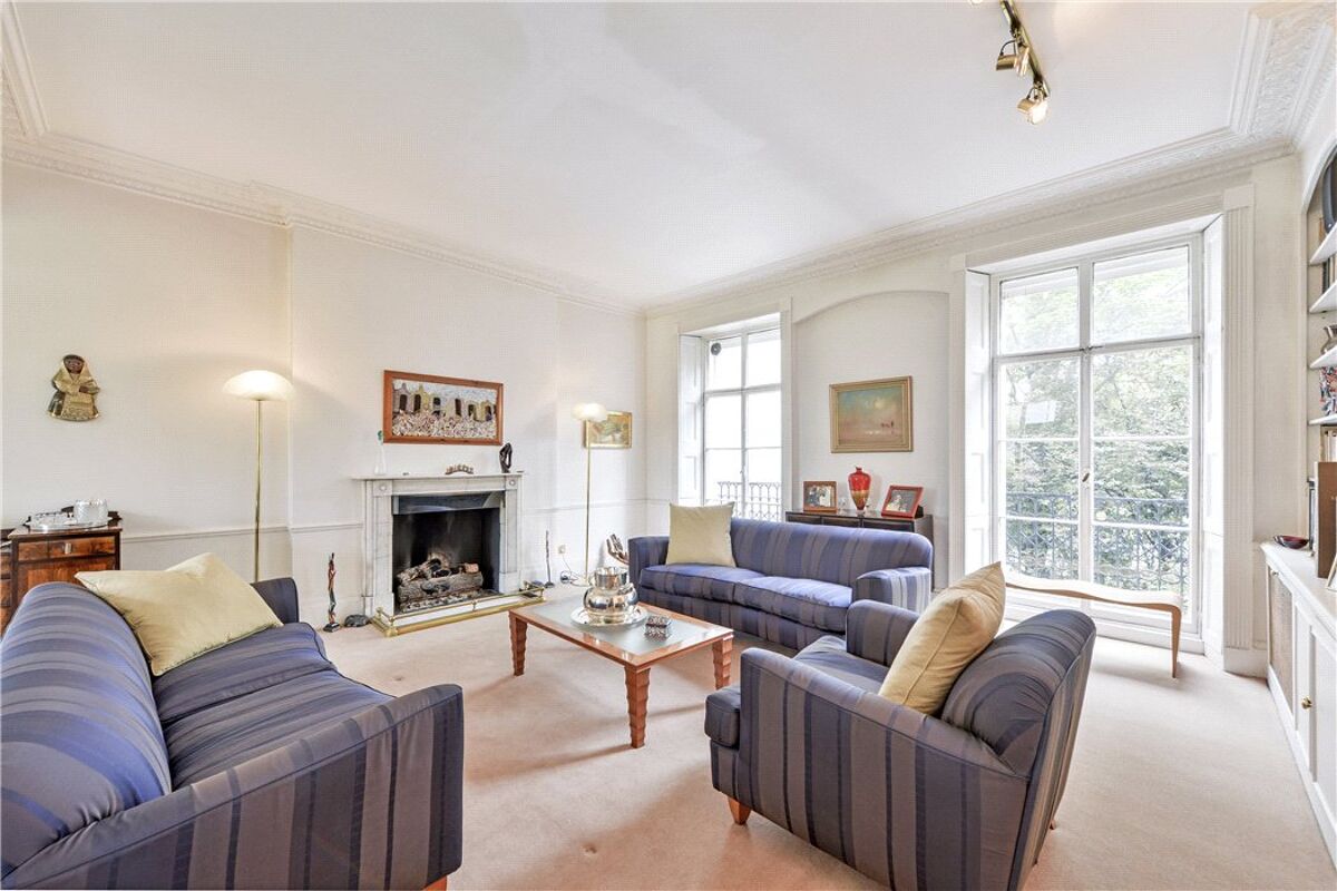 House For Sale In Edwardes Place, Kensington, London, W8 - Ken130024 