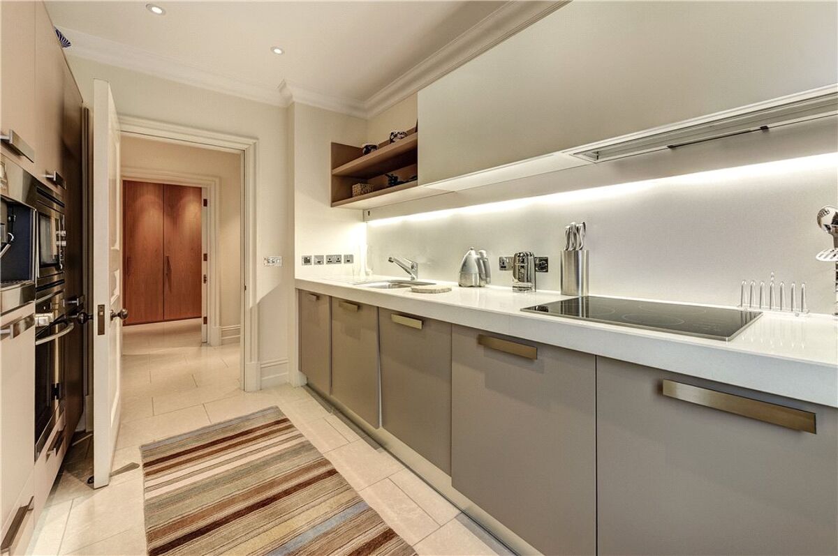 flat for sale in Square, Kensington, London, W8 KEN140079 Knight Frank