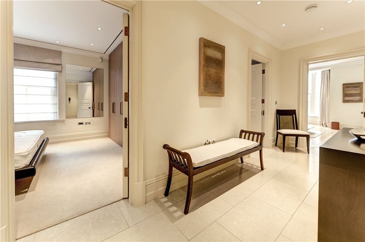 flat for sale in Square, Kensington, London, W8 KEN140079 Knight Frank