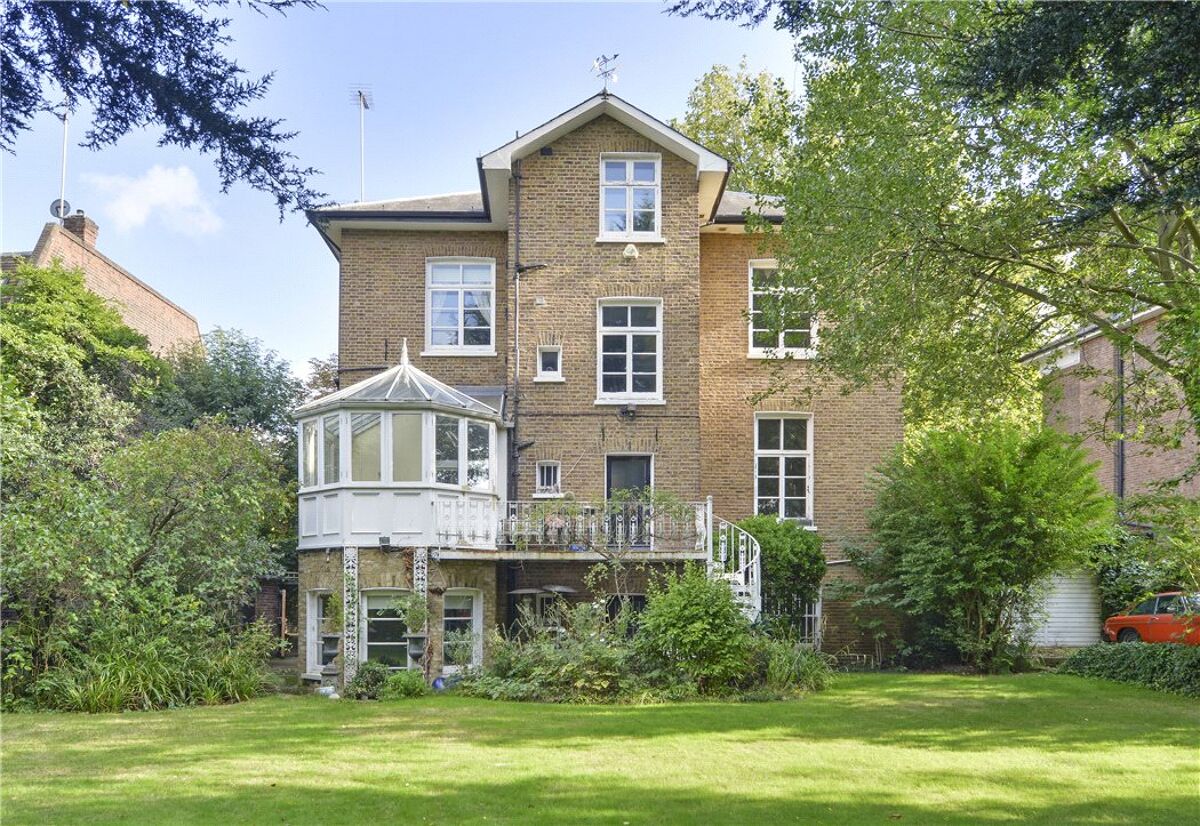 house for sale in Addison Crescent, Holland Park, London, W14