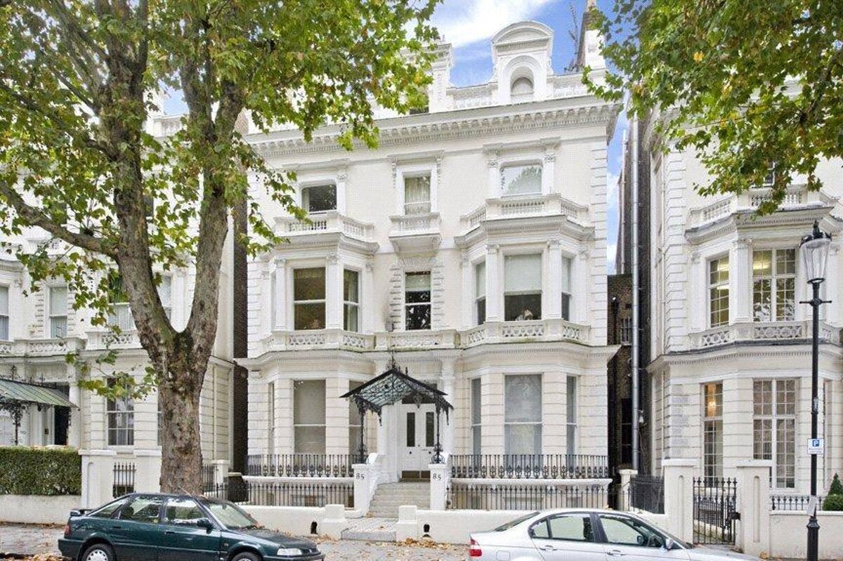 flat for sale in Holland Park, Holland Park, London, W11 KEN150011 Knight Frank flat for sale in Holland Park, Holland Park, London, W11 KEN150011 Knight Frank