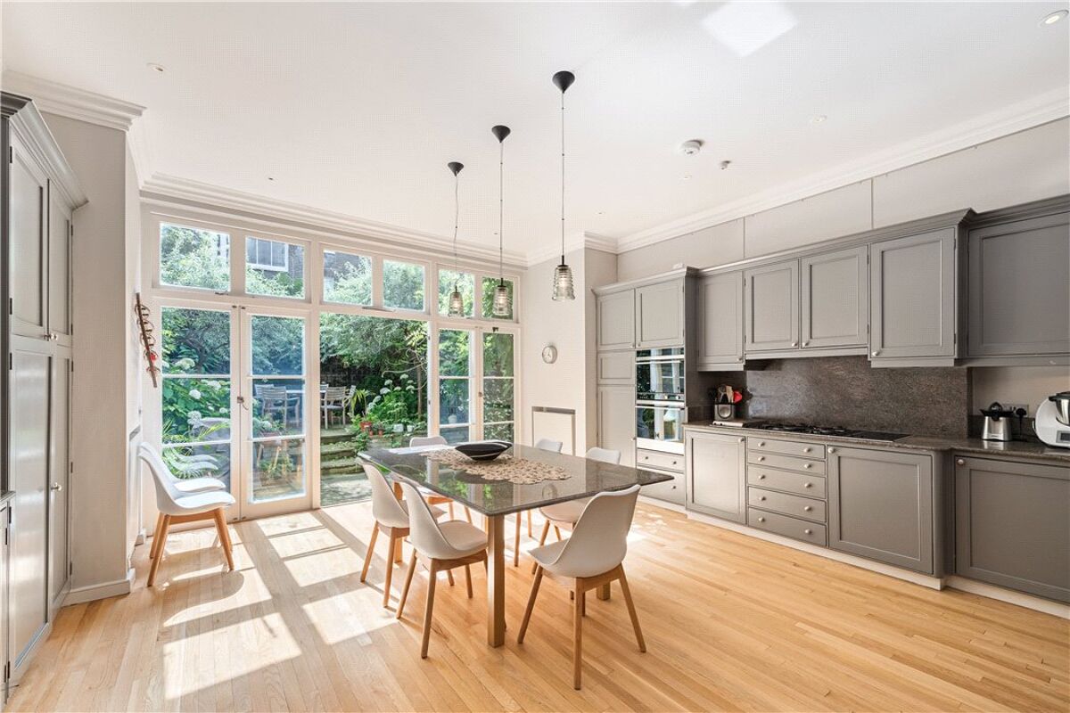 house for sale in Palace Gardens Terrace, Kensington, London, W8