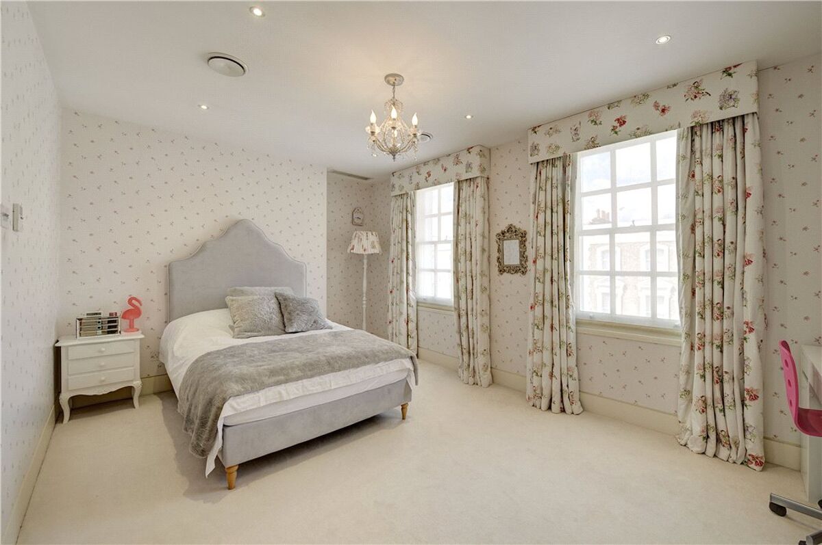 house for sale in Abingdon Villas, Kensington, London, W8 KEN170131