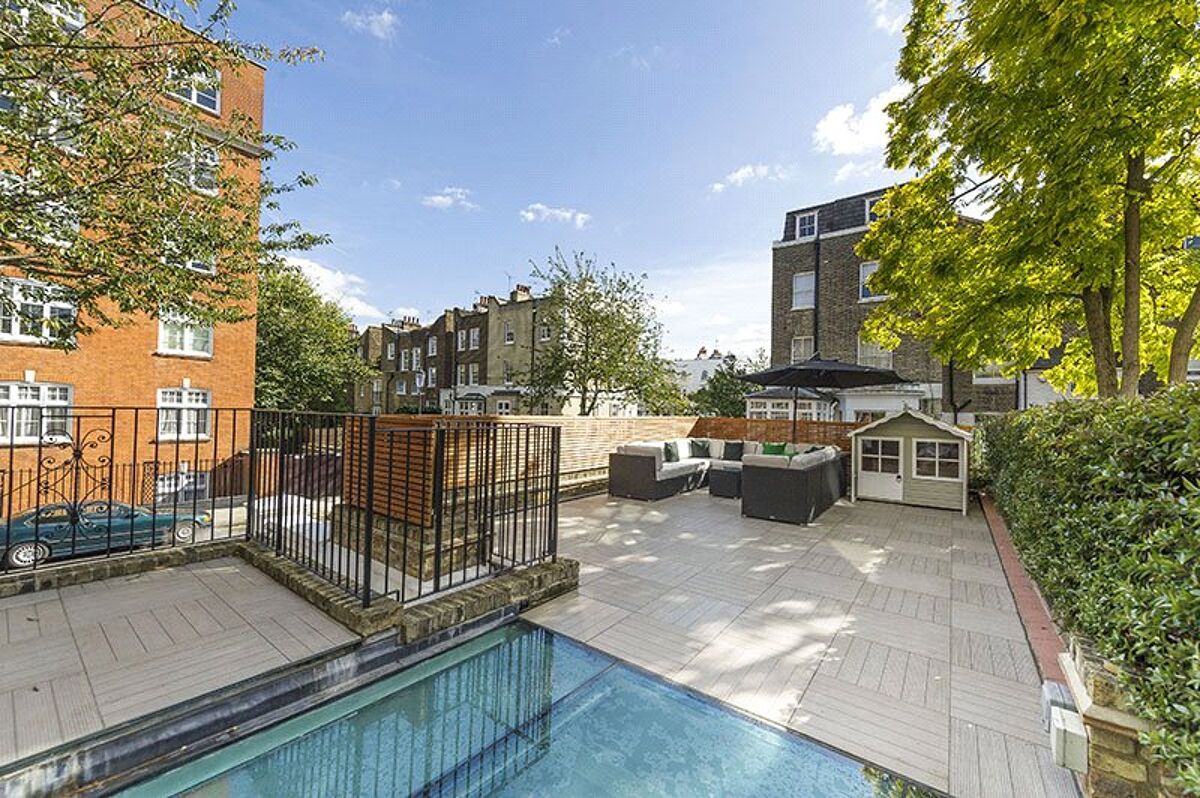 house for sale in Abingdon Villas, Kensington, London, W8 KEN170131