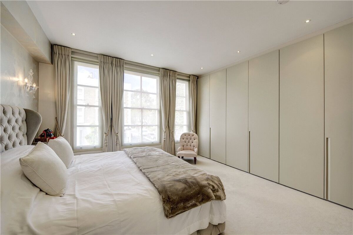 house for sale in Abingdon Villas, Kensington, London, W8 KEN170131
