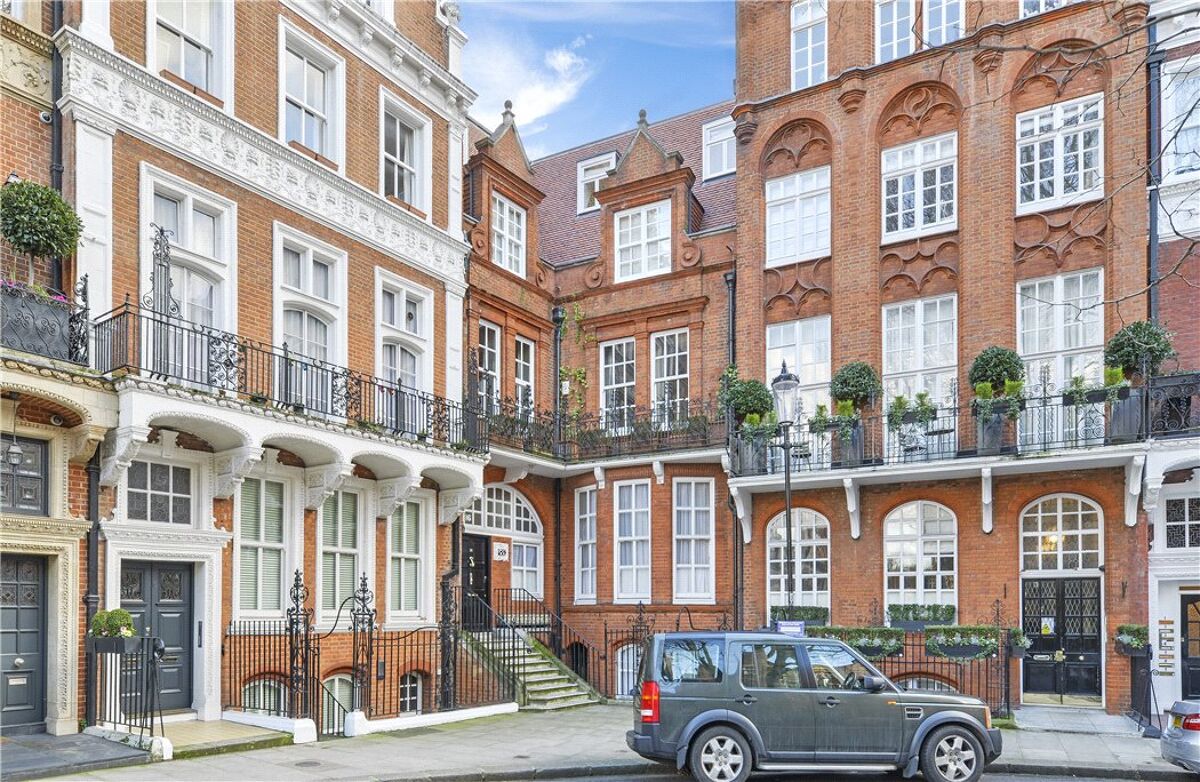 flat for sale in Kensington Court, London, W8 KEN170196 Knight Frank