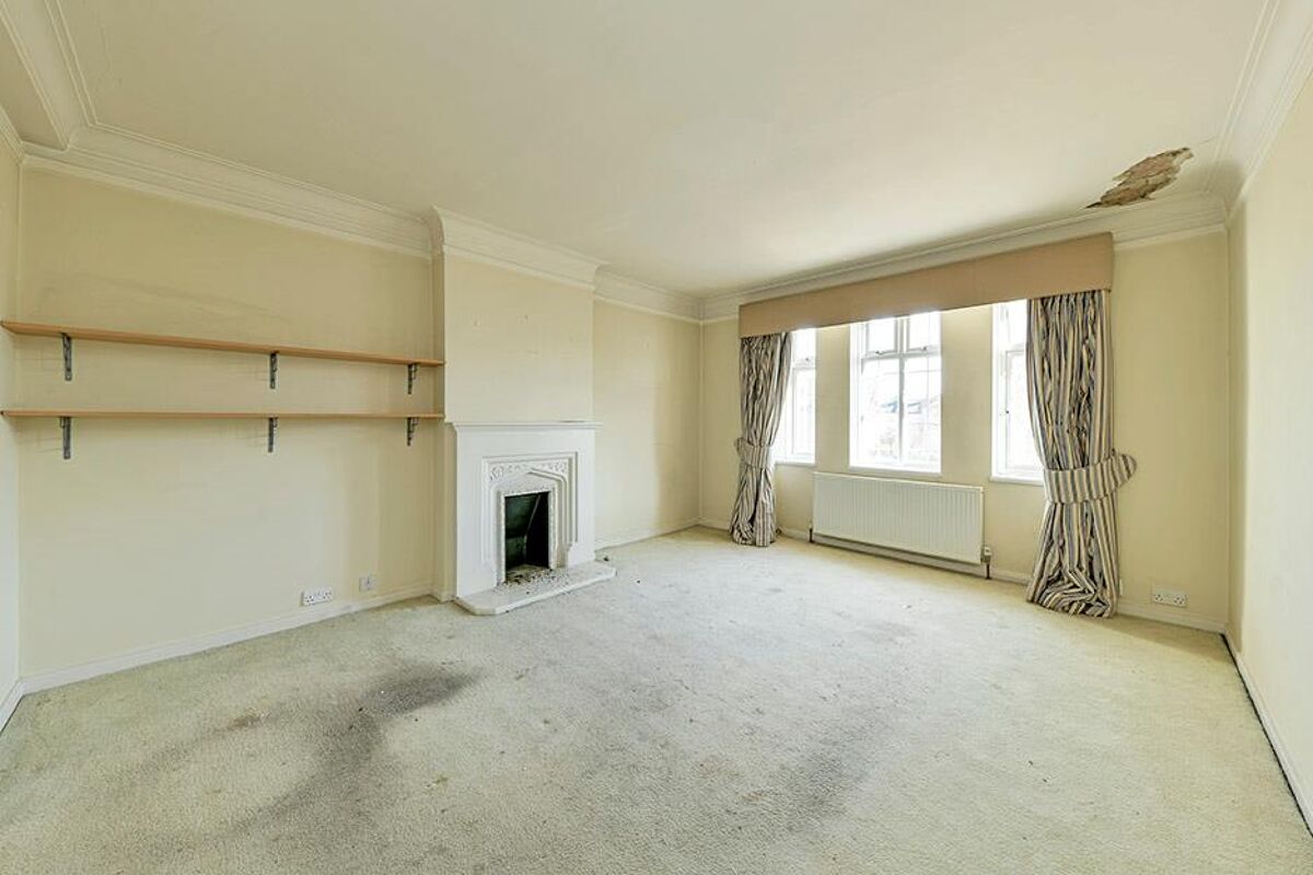 flat for sale in Leonard Court, Edwardes Square, London, W8 KEN190138