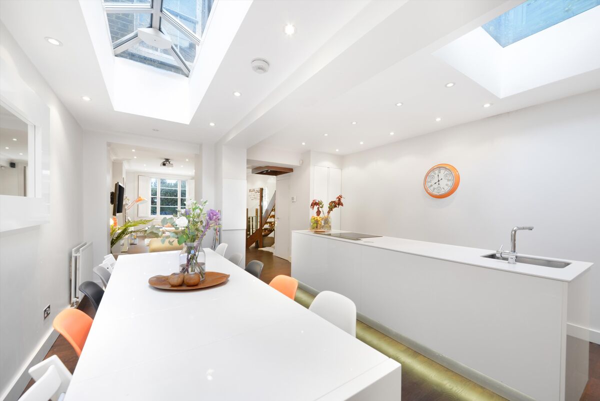 house to rent in Holland Street, Kensington, London, W8 KEQ012026782