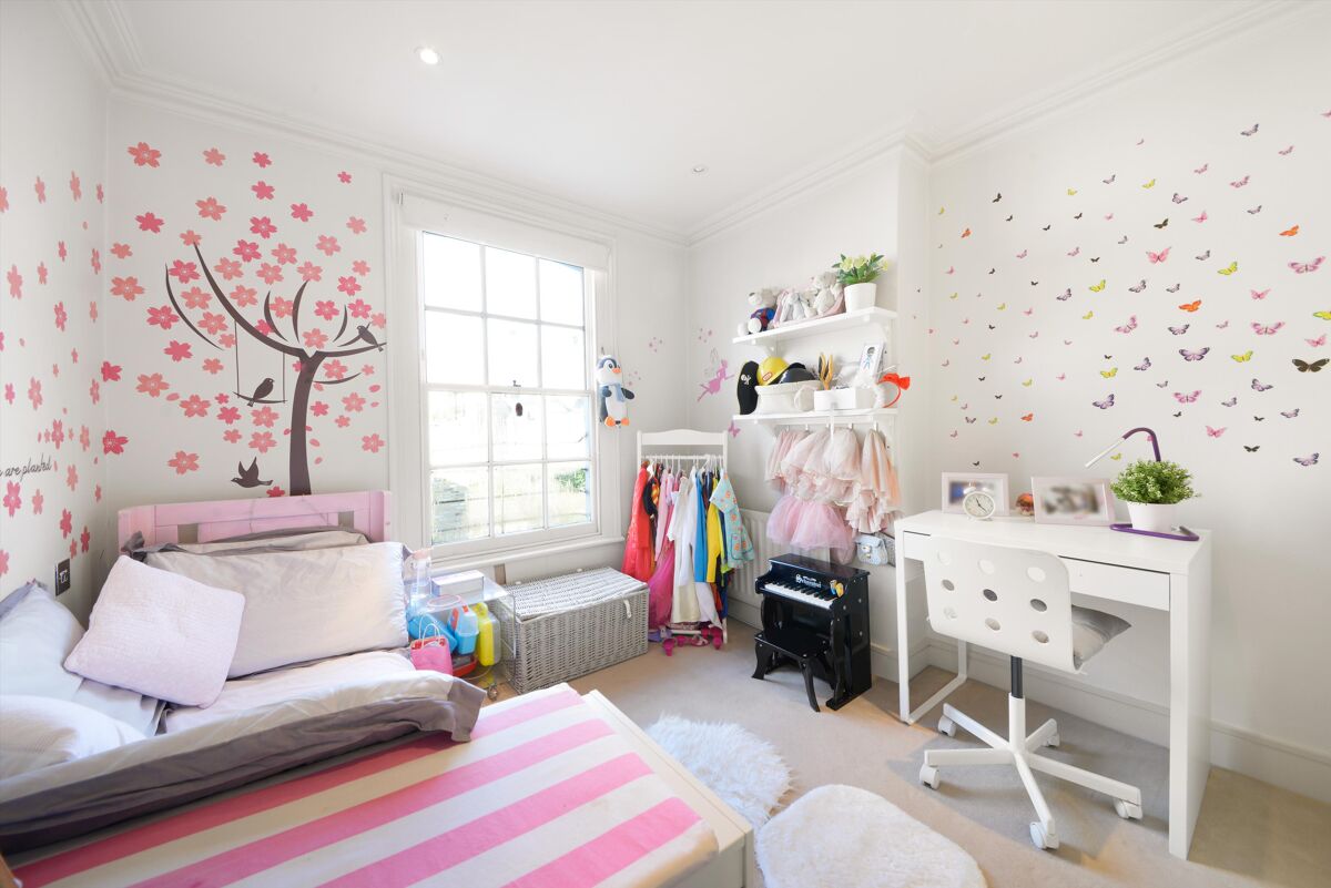 house to rent in Holland Street, Kensington, London, W8 KEQ012026782