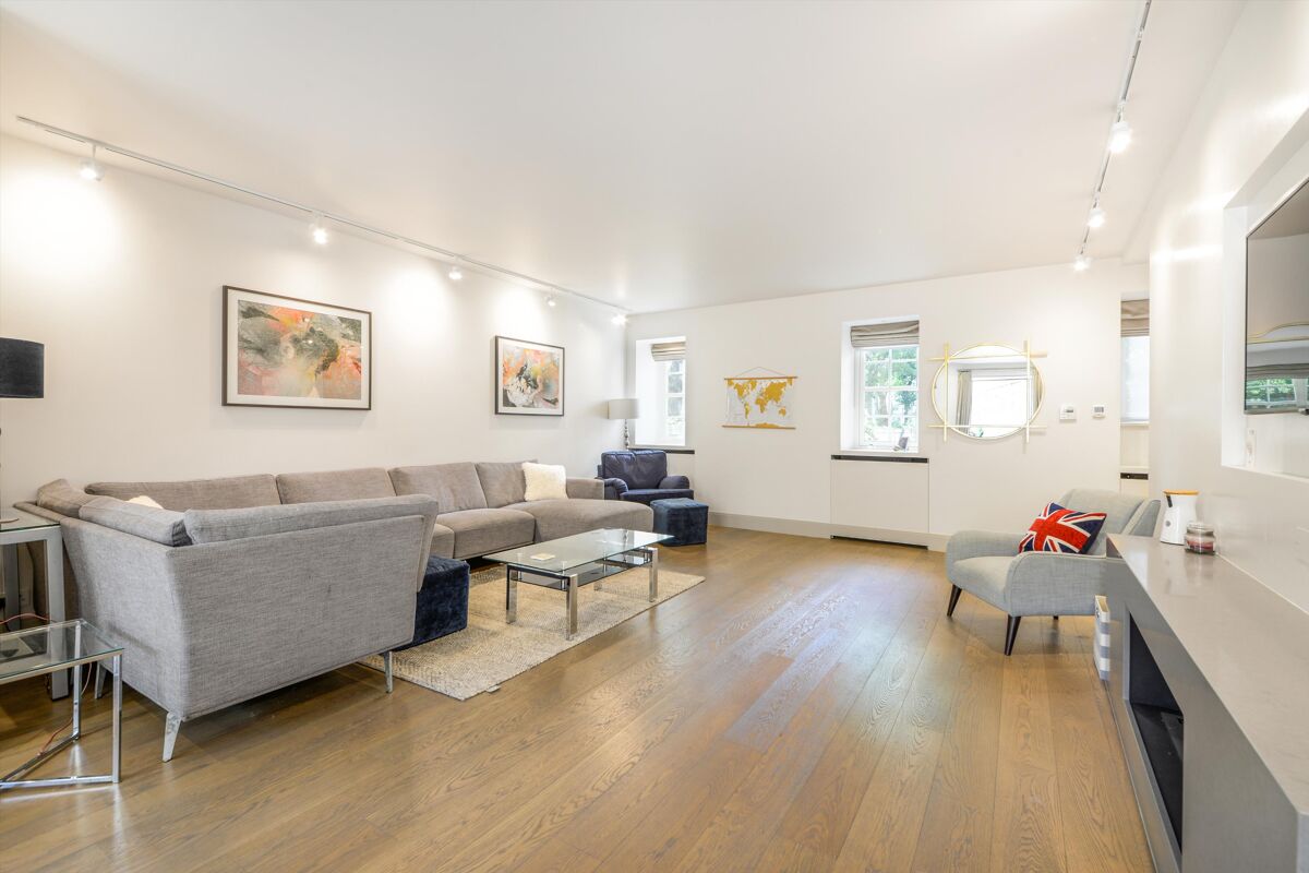 flat to rent in 8 Palace Gate, Kensington, London, W8 - KEQ012036831 ...