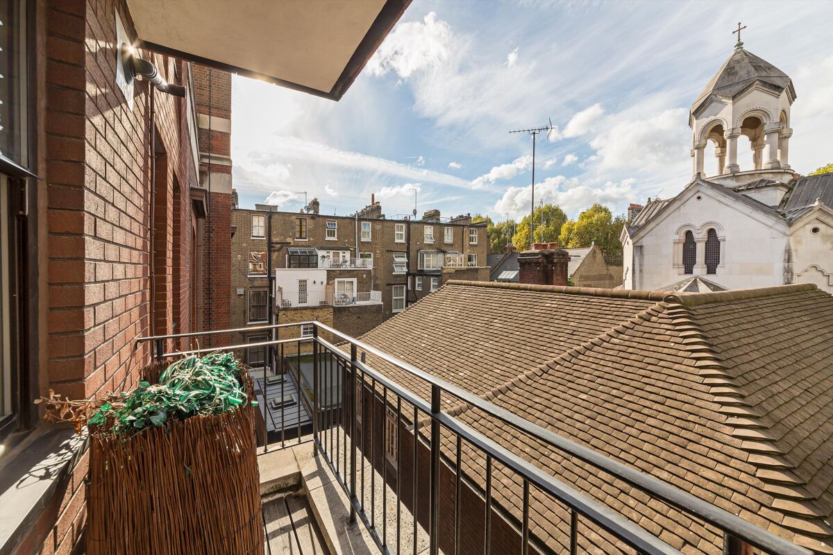 flat to rent in Iverna Gardens, Kensington, London, W8 KEQ012077684
