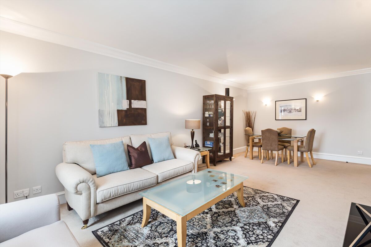 flat to rent in Consort Court, 31 Wrights Lane, Kensington, London, W8